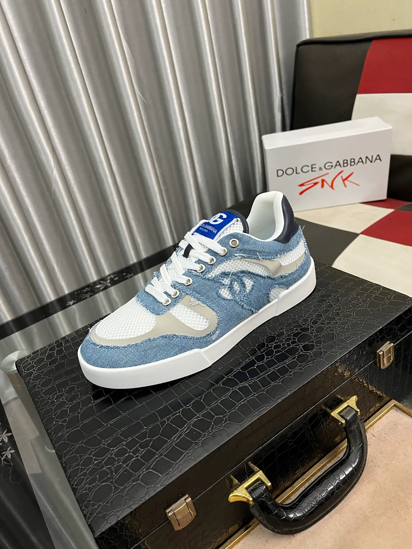 Men's shoes 💰440⌚️⌚️【DG～】Men's casual shoes are on sale at the same time 🔶🔷🔜The upper is made of cowhide stitching fabric ➕Mesh lining, comfortable and breathable, sole: original comfortable and wear-resistant outsole, ⚠️The real thing📱Photographed🎬The real thing is better📢📢📢Number: 35-46